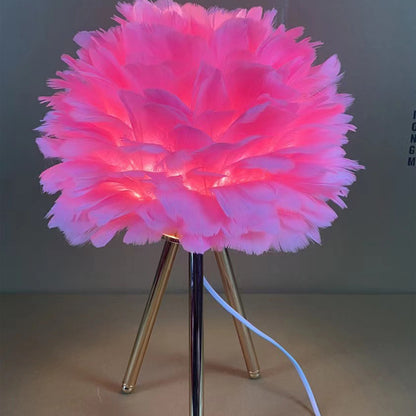 Nordic Feather Table Lamp